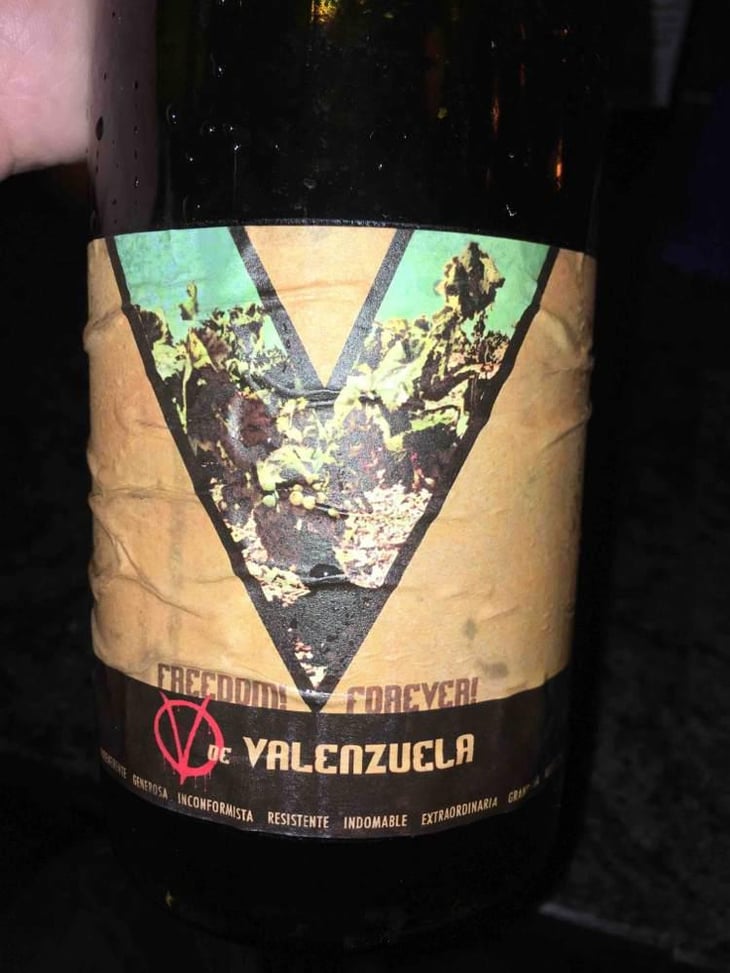 V de Valenzuela - Barranco Oscuro - Manuel & Lorenzo Valenzuela 