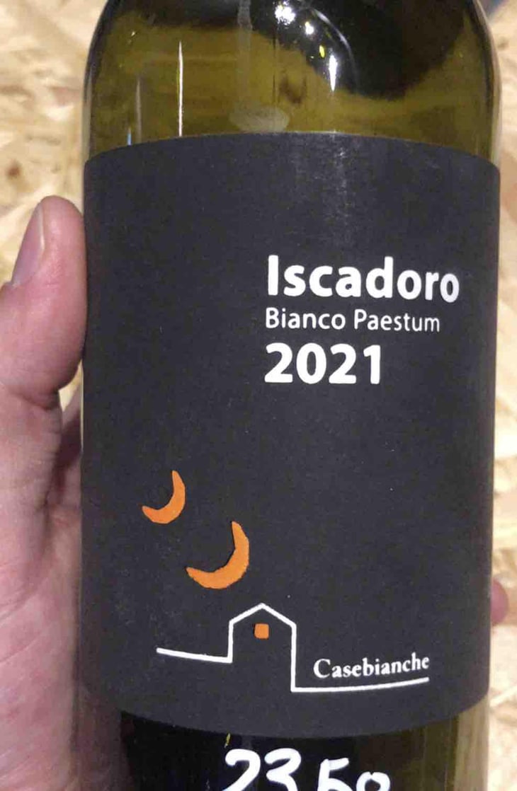 Iscadoro - Azienda Agricola Casebianche - Elisabetta Iurio & Pasquale Mitrano 