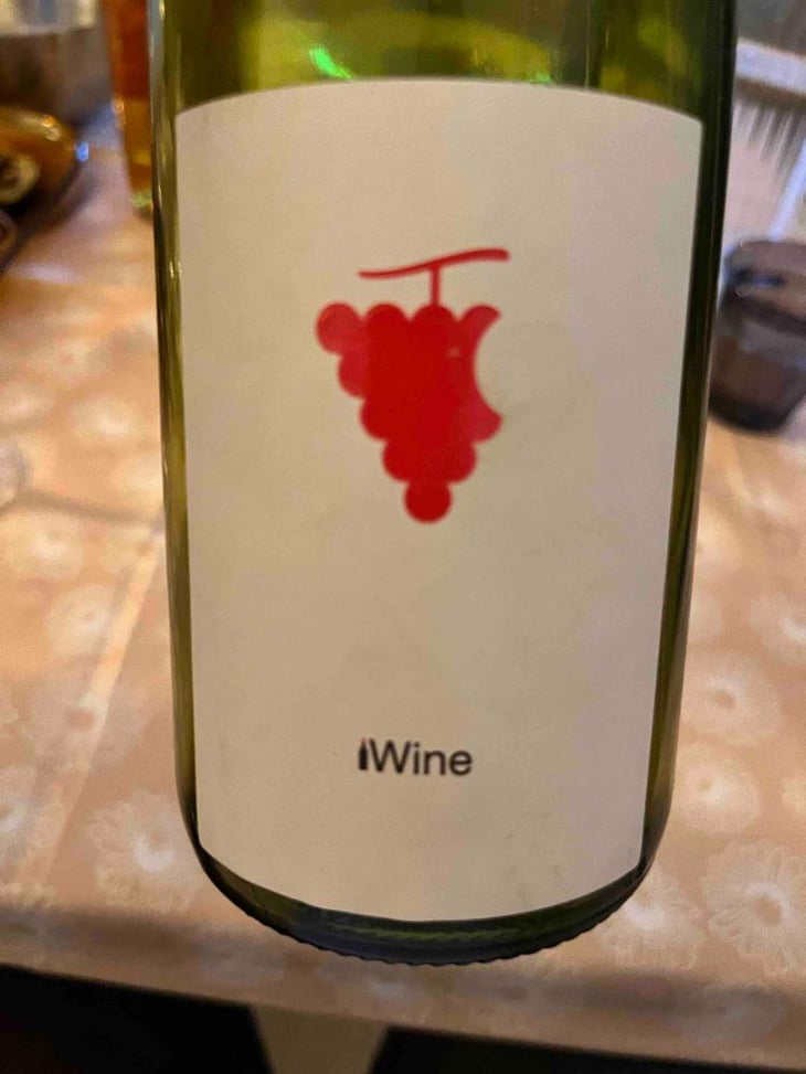Iwine - Domaine Du Temps - Lauranne Plegat & Jeremy Gobert 