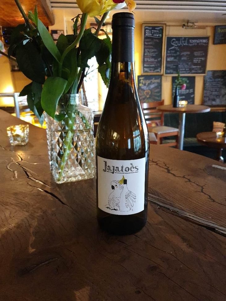 Jajatoes - Domaine du Petit Oratoire - Lori Haon 