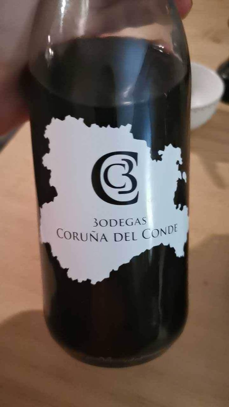 Jeune Rouge - Bodegas Coruña del Condé - Angelica Amo Lopez & Julien Ben Hamou Lopez 