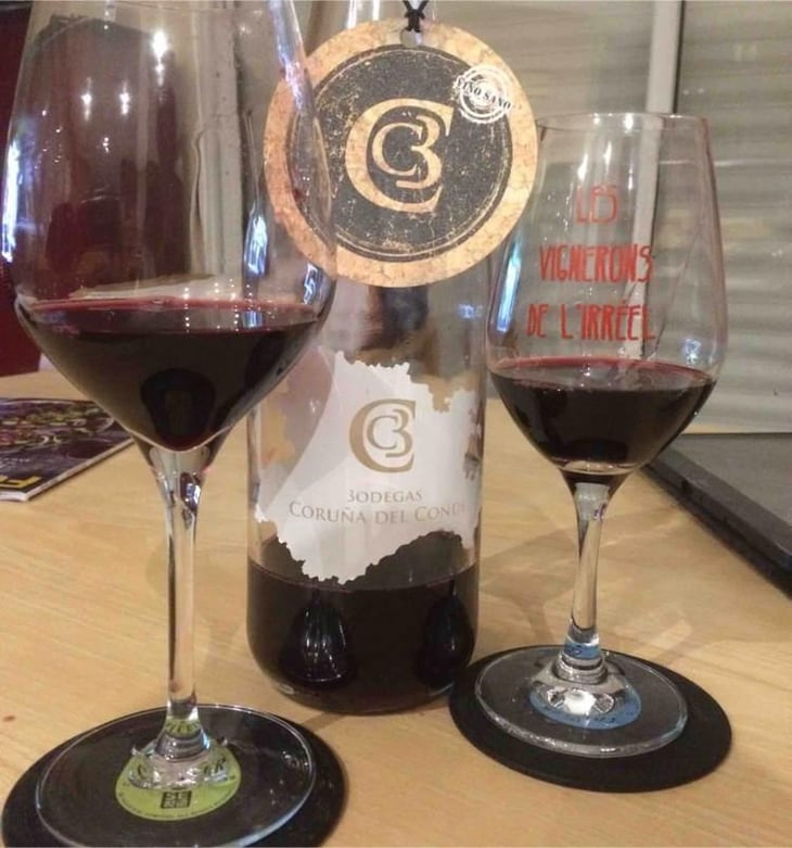 Jeune Rouge - Bodegas Coruña del Condé - Angelica Amo Lopez & Julien Ben Hamou Lopez 