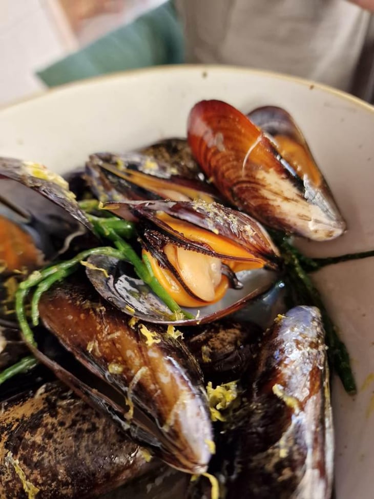 Josper Grilled Mussels - La Dispensa - 561303