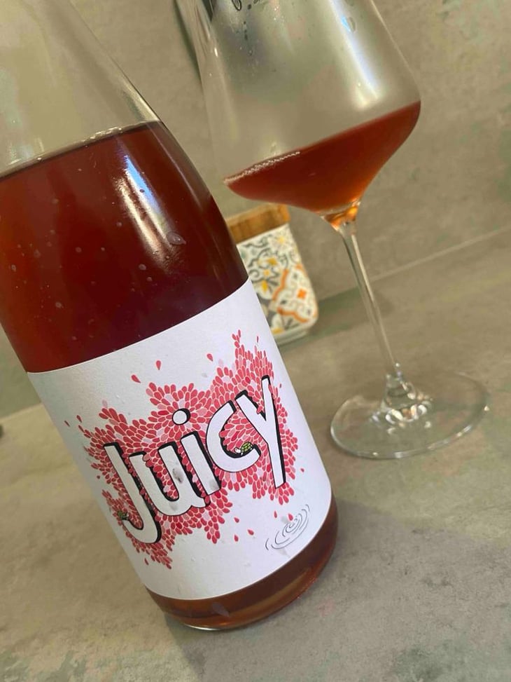 JUICY - Vinyes Tortuga - Dido & Jurriaan 