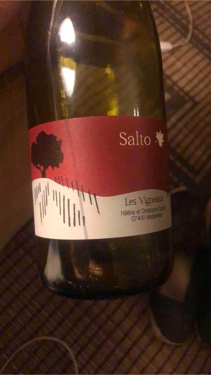 Salto - Les Vigneaux - Hélène & Christophe Comte 