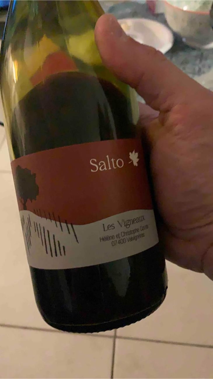 Salto - Les Vigneaux - Hélène & Christophe Comte 
