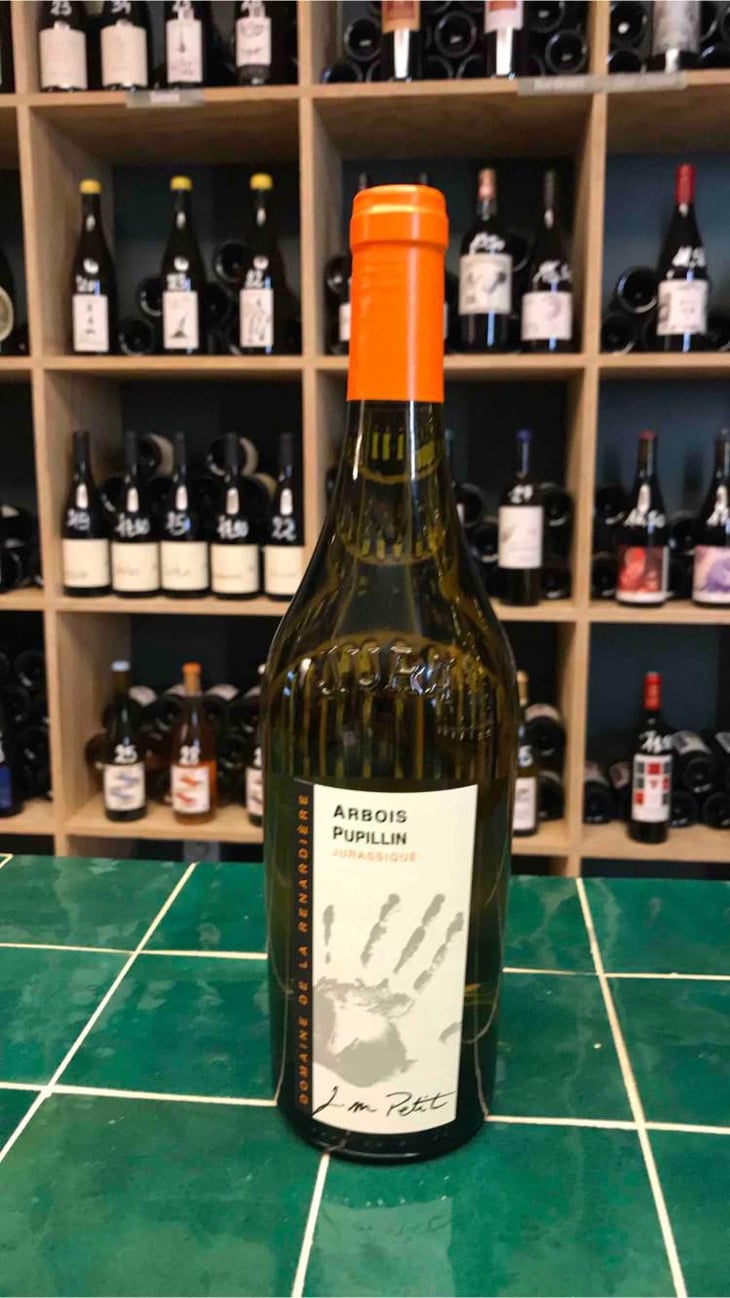Jurassique - Domaine de la Renardière - Jean-Michel, Laurence et Leo Petit 