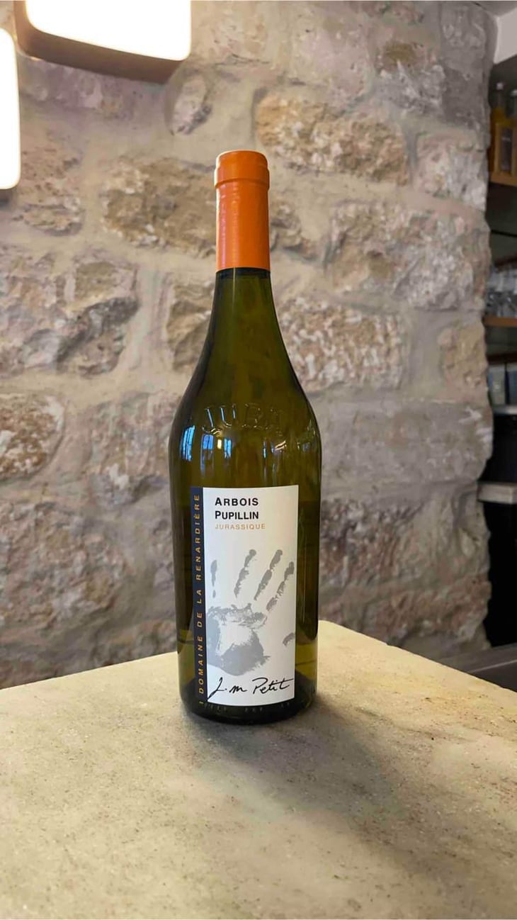 Jurassique - Domaine de la Renardière - Jean-Michel, Laurence et Leo Petit 