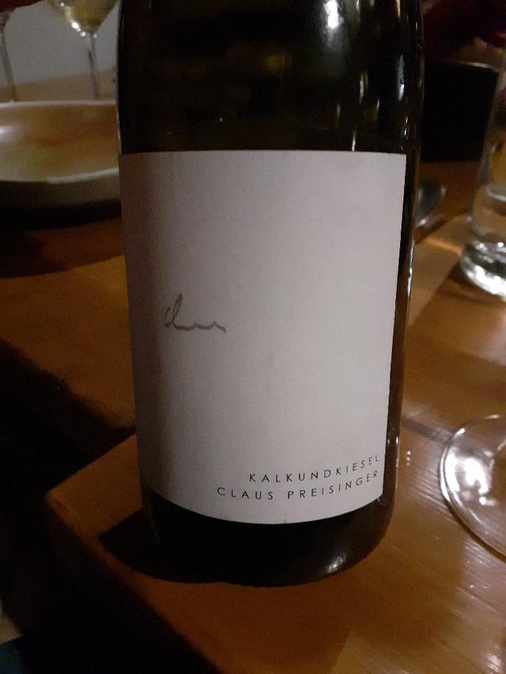 Kalkundkiesel Weiss - Weingut Claus Preisinger - Claus Preisinger 