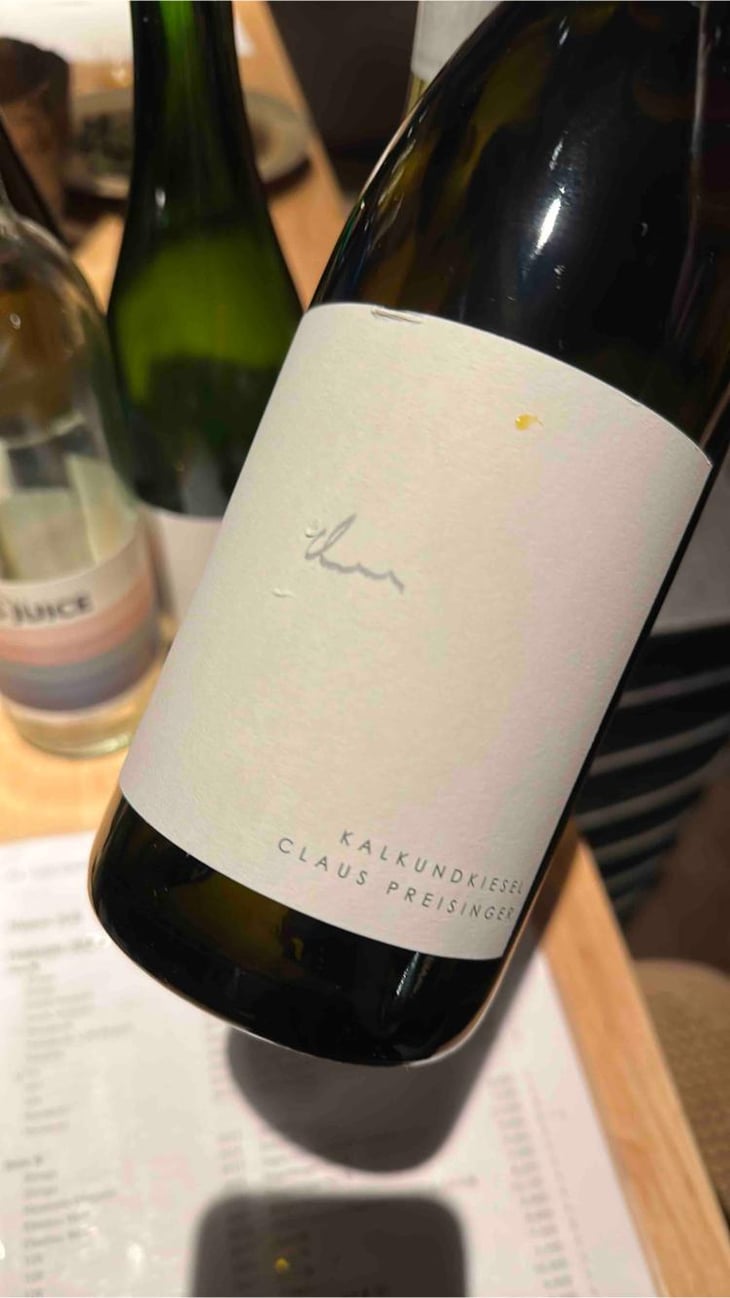 Kalkundkiesel Weiss - Weingut Claus Preisinger - Claus Preisinger 
