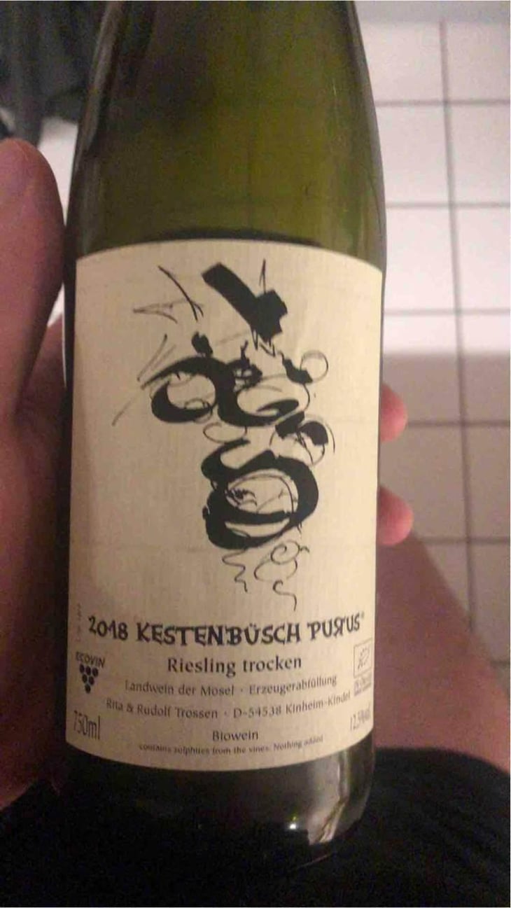 Kestenbüsch Purus - Weingut Trossen - Rita & Rudolf Trossen 