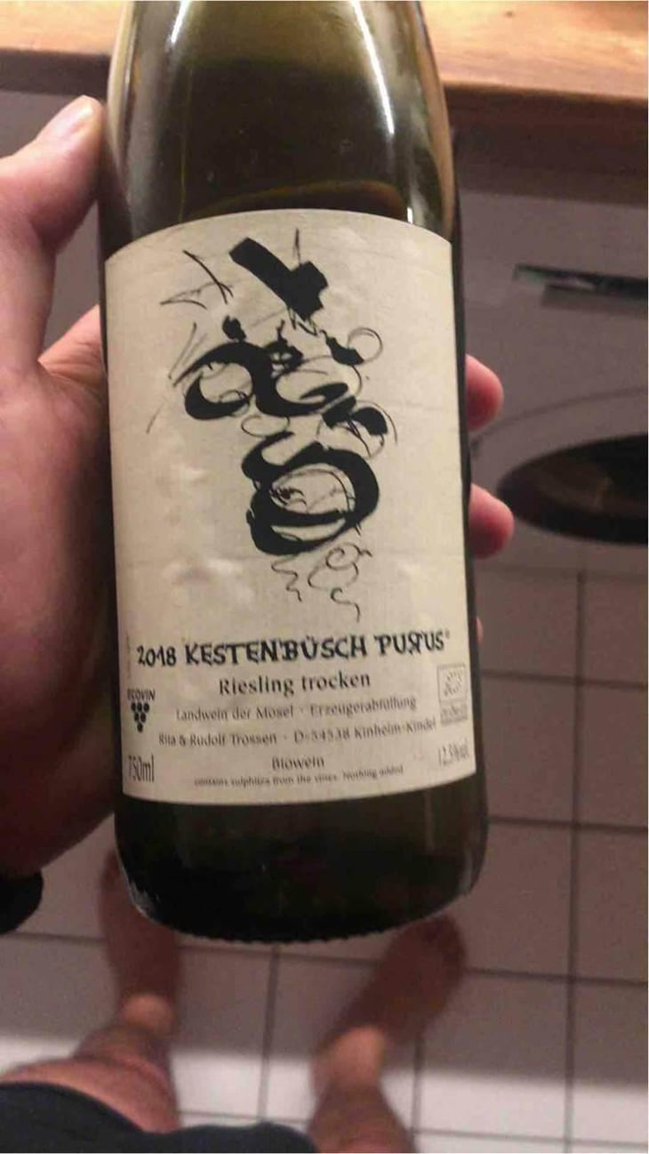 Kestenbüsch Purus - Weingut Trossen - Rita & Rudolf Trossen 