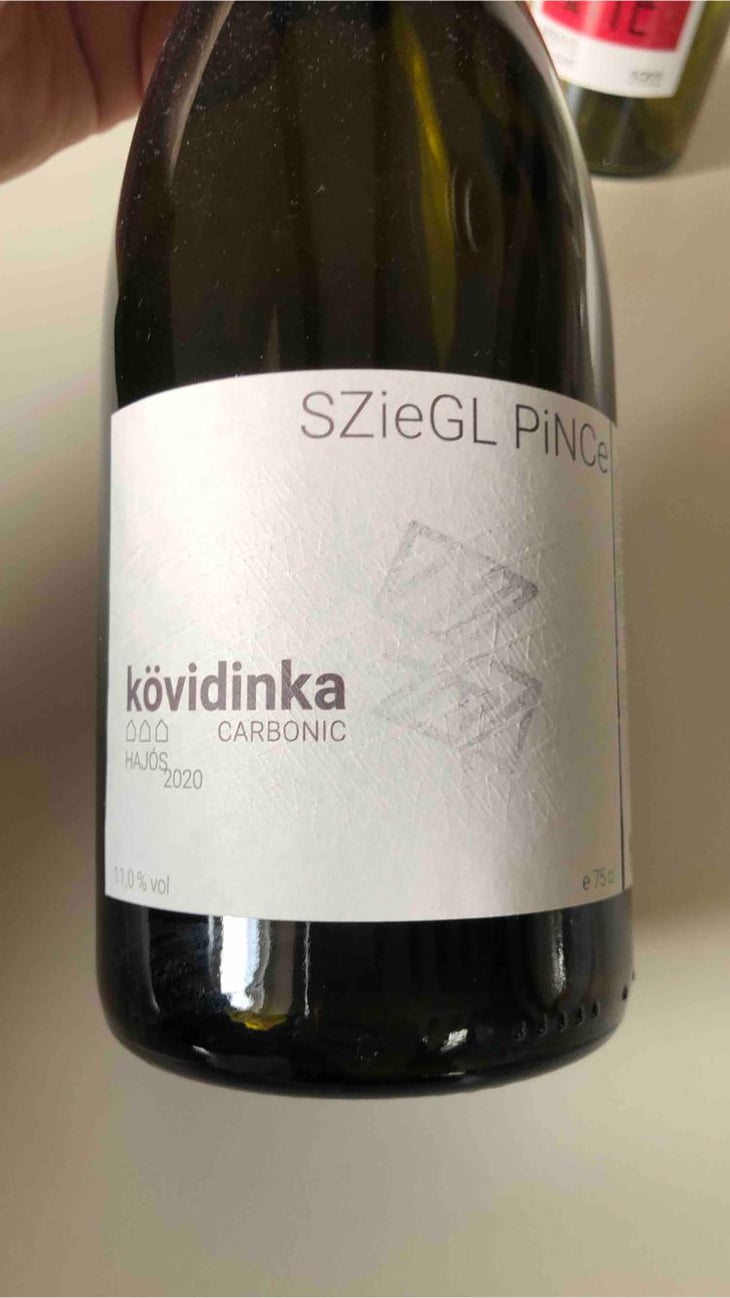 Kövidinka - Sziegl Pince - Petra & Balázs 
