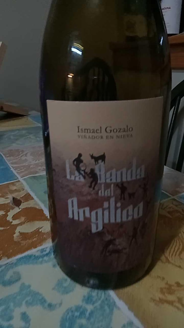 La Banda Del Argilico - MicroBioWines - Ismael Gozalo 