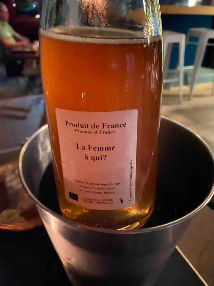 La Femme à qui? (Cider Grapes) - Anders Frederik Steen & Anne Bruun Blauert - Anders Frederik Steen & Anne Bruun Blauert 