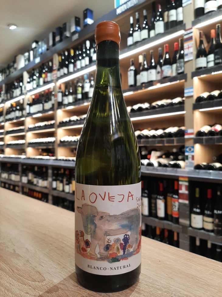 La Oveja Santa Julia 2021 - Bodega Santa Julia - Ruben Ruffo & Edgardo Consoli 