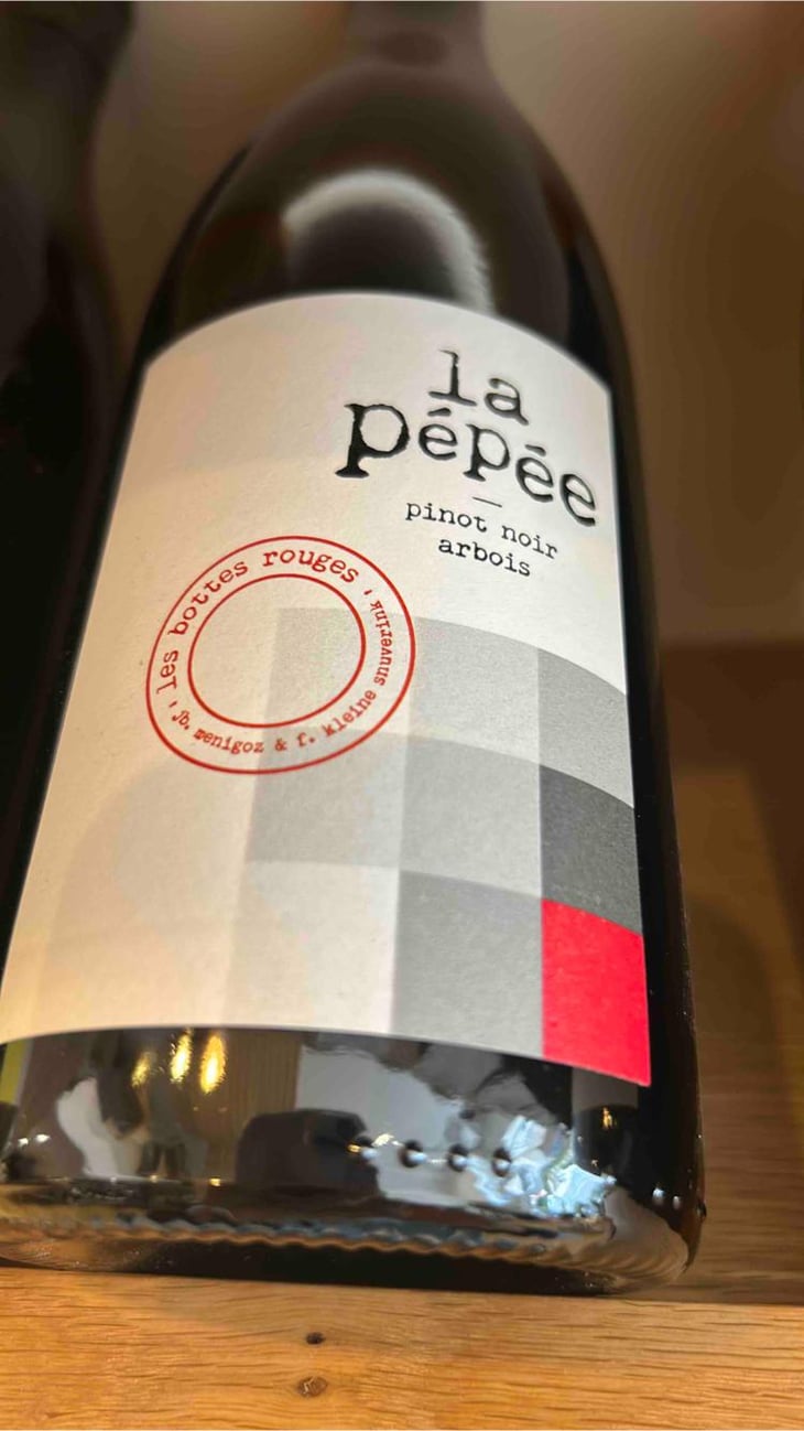 La Pépée - Les Bottes Rouges - Florien Klein Snuverink & Jean-Baptiste Menigoz 