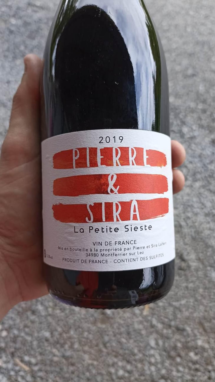 La Petite Sieste (Rouge) - Pierre et Sira - Pierre & Sira Lalfert 
