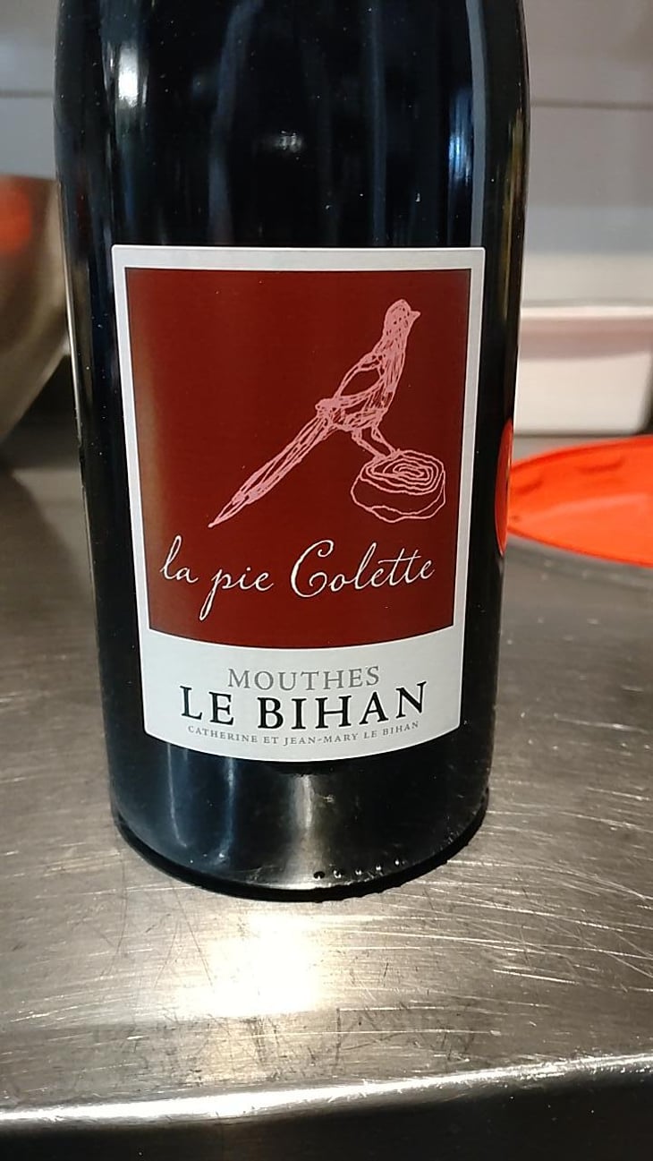 La Pie Colette Rouge - Mouthes Le Bihan - Catherine & Jean-Mary Le Bihan 