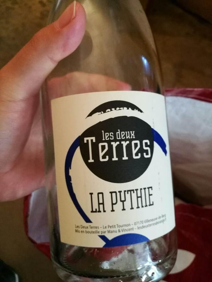 La Pythie - Les Deux Terres - Vincent Fargier & Emmanuel Cunin 
