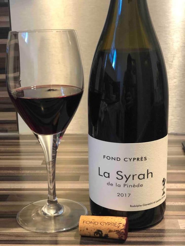 La Syrah de la Pinède - Fond Cyprès - Rodolphe Gianesini & Laetitia Ourliac 