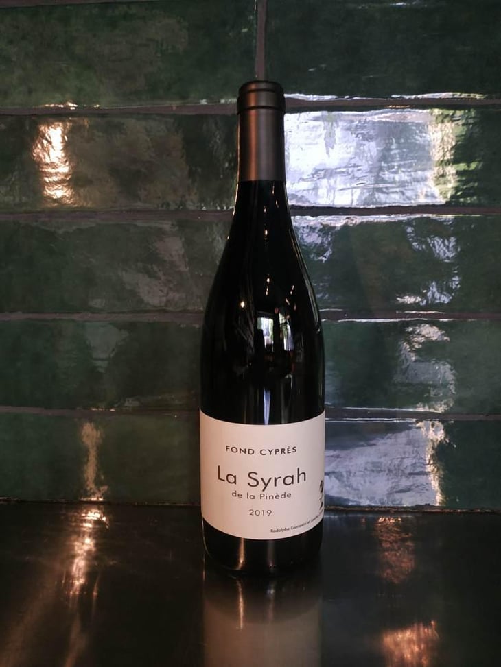 La Syrah de la Pinède - Fond Cyprès - Rodolphe Gianesini & Laetitia Ourliac 