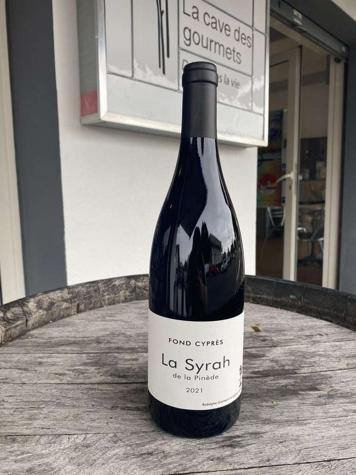 La Syrah de la Pinède - Fond Cyprès - Rodolphe Gianesini & Laetitia Ourliac 