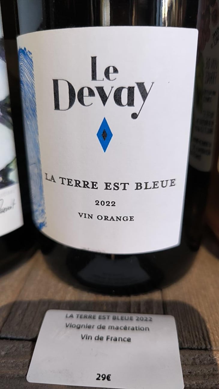 La Terre Est Bleue - Château Le Devay - Famille Fournet -2021