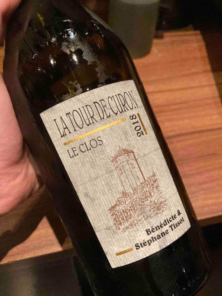 La Tour De Curon - Le Clos - Domaine André & Mireille Tissot - Bénédicte & Stéphane Tissot 