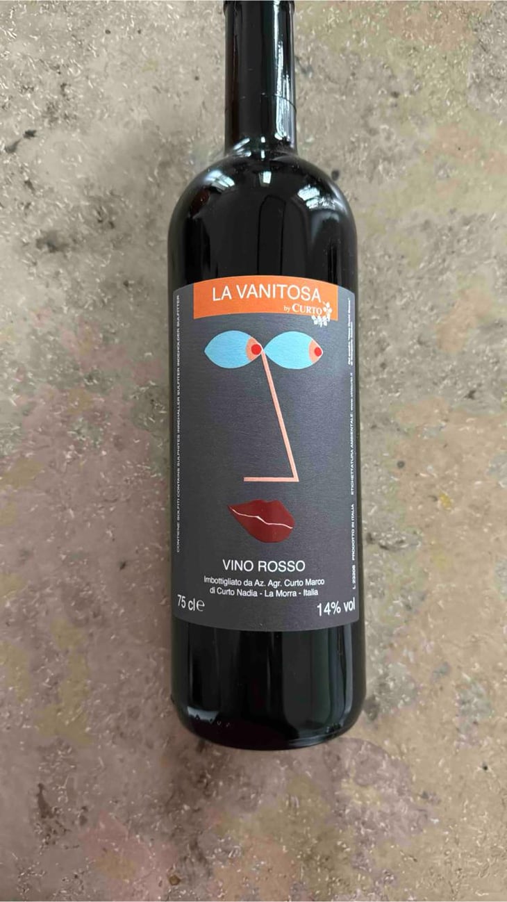 La vanitosa - Curto Vini - Curto Marco e Nadia 