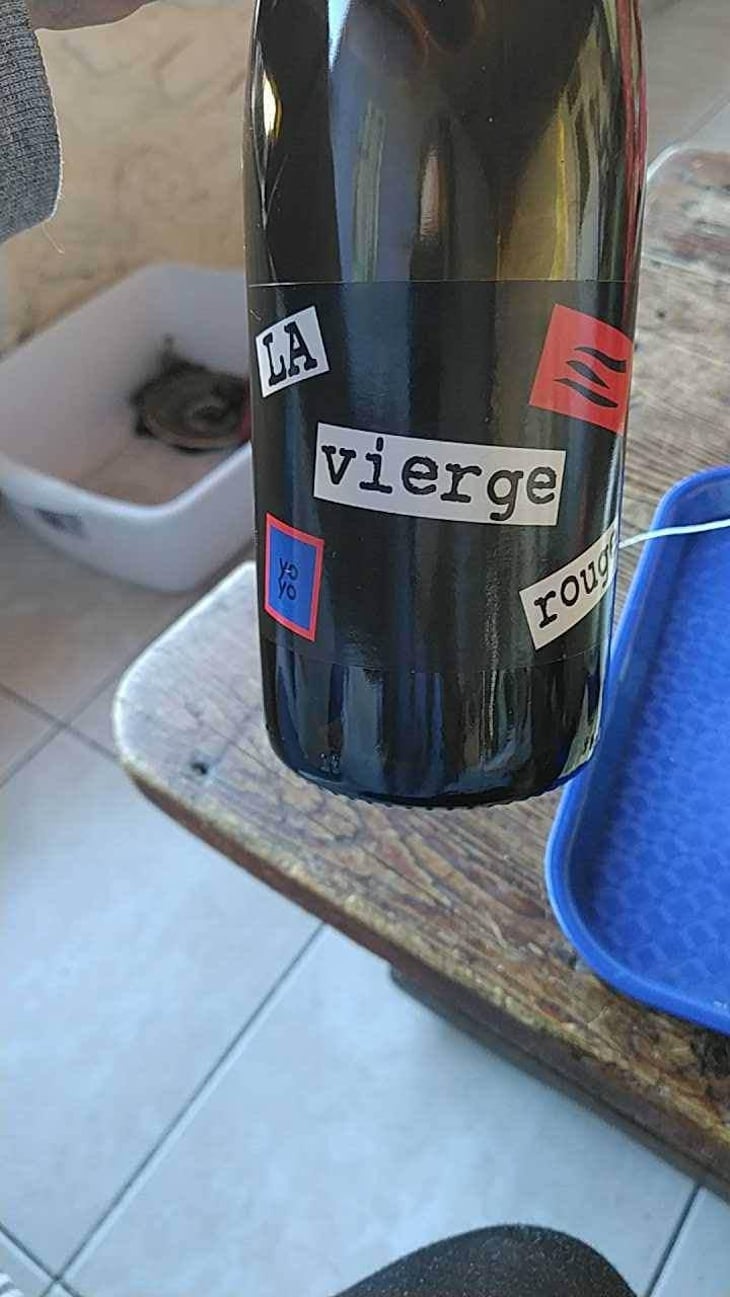 La Vierge Rouge - Domaine Yoyo - Laurence Manya Krief 
