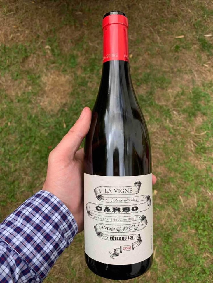 La Vigne Juste Derrière Chez Carbo - Château Combel La Serre - Sophie & Julien Ilbert 
