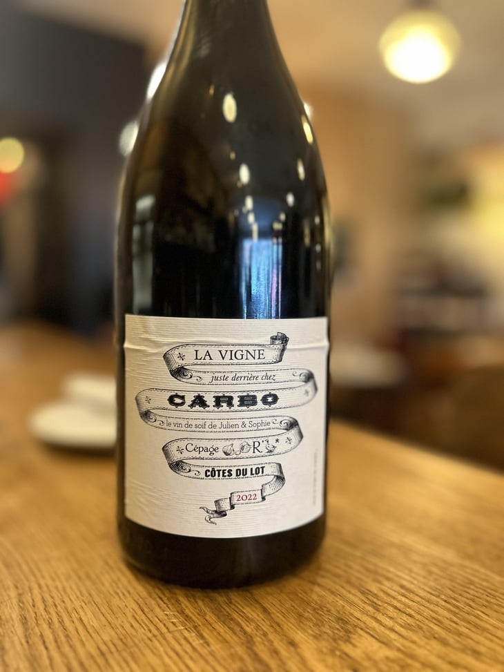 La Vigne Juste Derrière Chez Carbo - Château Combel La Serre - Sophie & Julien Ilbert 