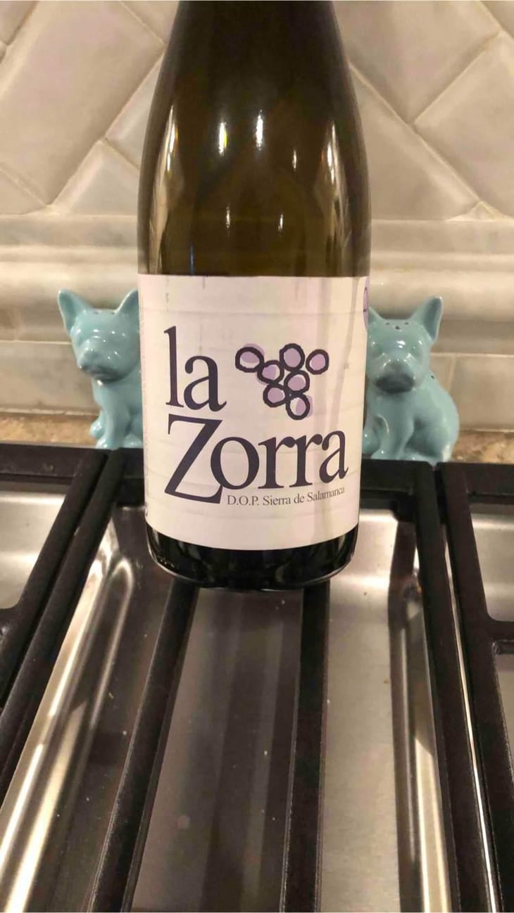 La Zorra - Alex Craighead Wines - Don & Kindeli Wines - Alex Craighead & Josefina Venturino 