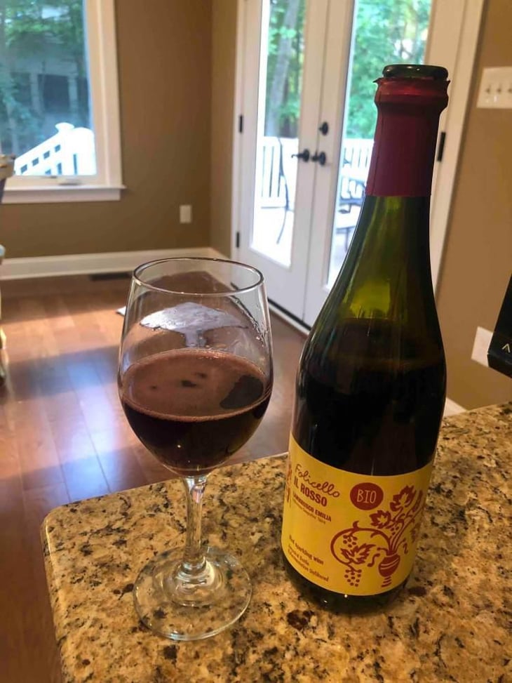Lambrusco Emilia - Folicello Società Agricola - Antonella & Marco Fontana 