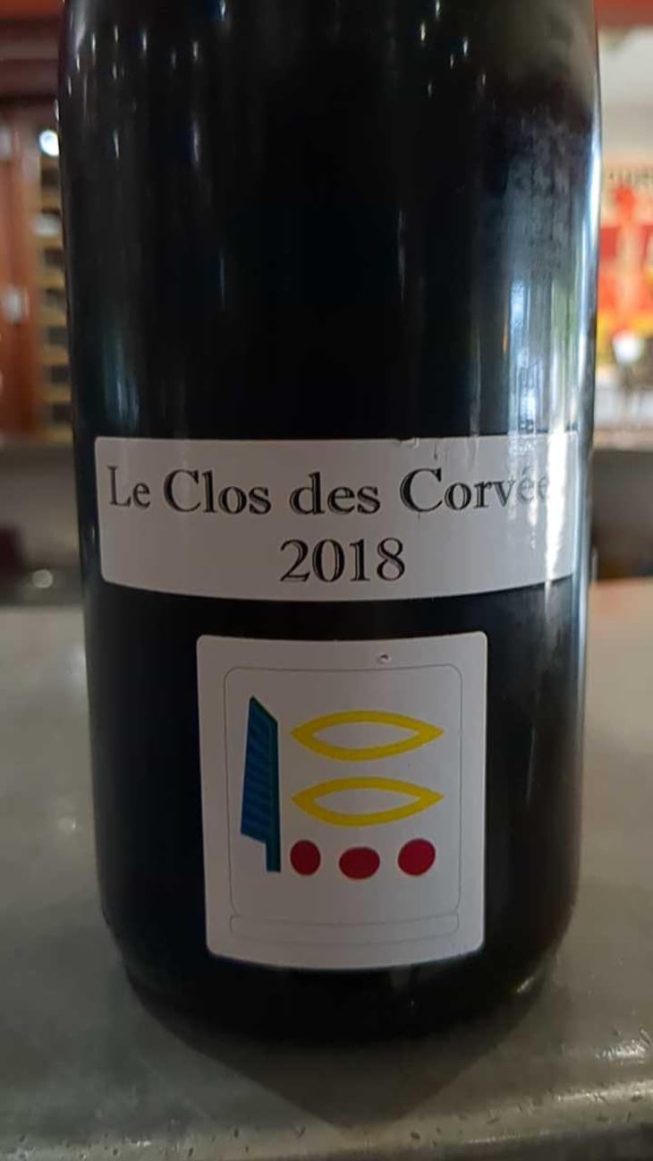 Le Clos des Corvées - Domaine Prieuré Roch - Henry-Frédéric Roch & Yannick Champ 