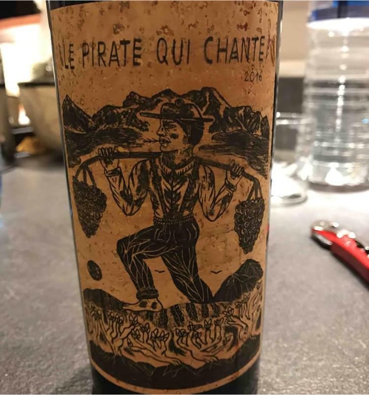 Le Pirate Qui Chante - La Cave des Nomades - José Carvalho & Paulina Srzednicka 