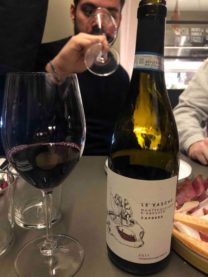 Le vasche Montepulciano d'Abruzzo - Caprera - Luca Paolo Virgilio & Alfonso Morelli 
