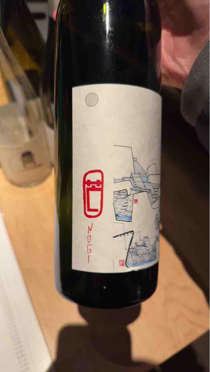 Nogi - White - 98WINEs - Yuki Hirayama 
