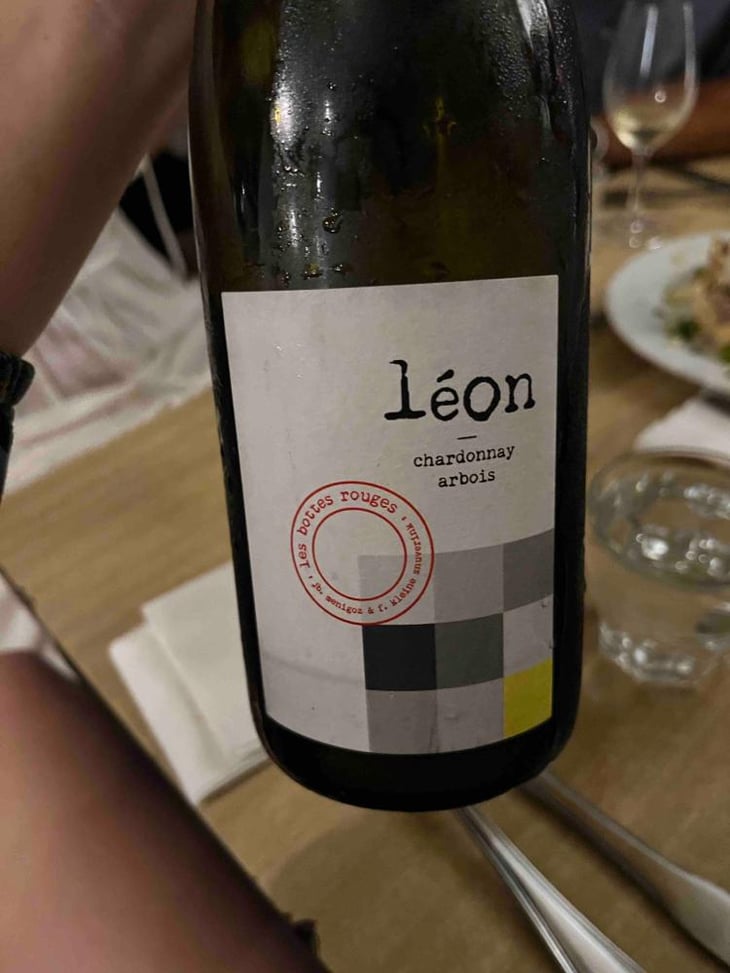Léon - Les Bottes Rouges - Florien Klein Snuverink & Jean-Baptiste Menigoz 