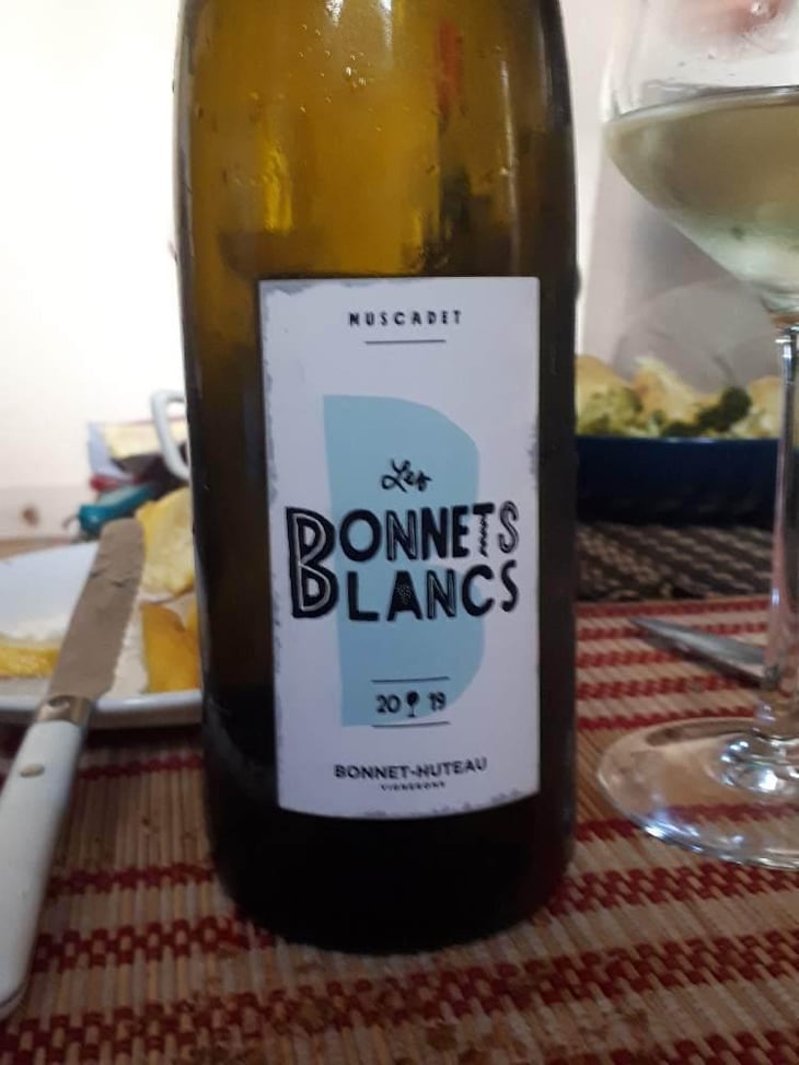 Les Bonnets Blancs - Domaine Bonnet-Huteau - Jean-Jacques Bonnet & Vincent Pineau 