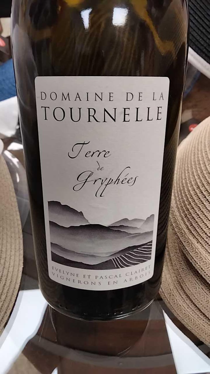 Les Corvées Sous Curon - Domaine de la Tournelle - Evelyne Clairet 
