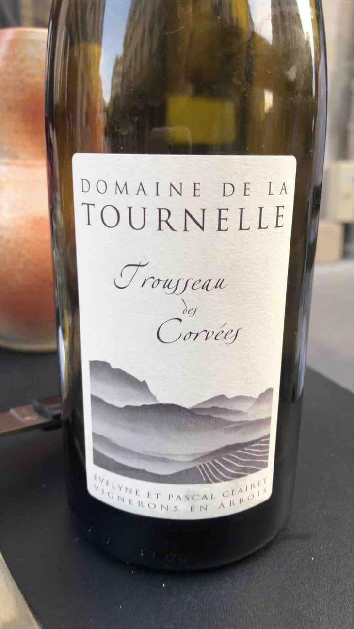 Les Corvées Sous Curon - Domaine de la Tournelle - Evelyne Clairet 