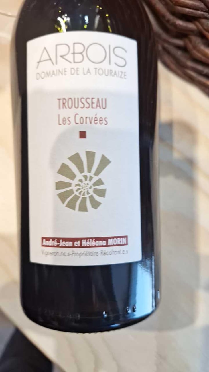 Les Corvées Trousseau - Domaine de la Touraize - André-Jean & Héléana Morin 