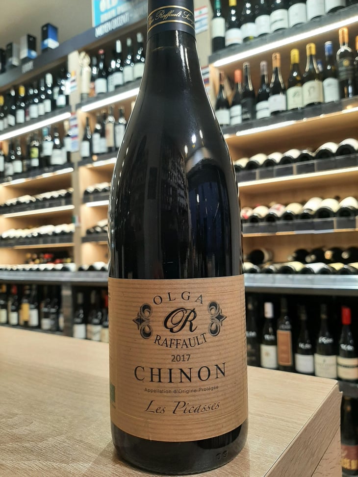 Les Picasses - Domaine Olga Raffault - Sylvie Raffault & Eric de la Vigerie 