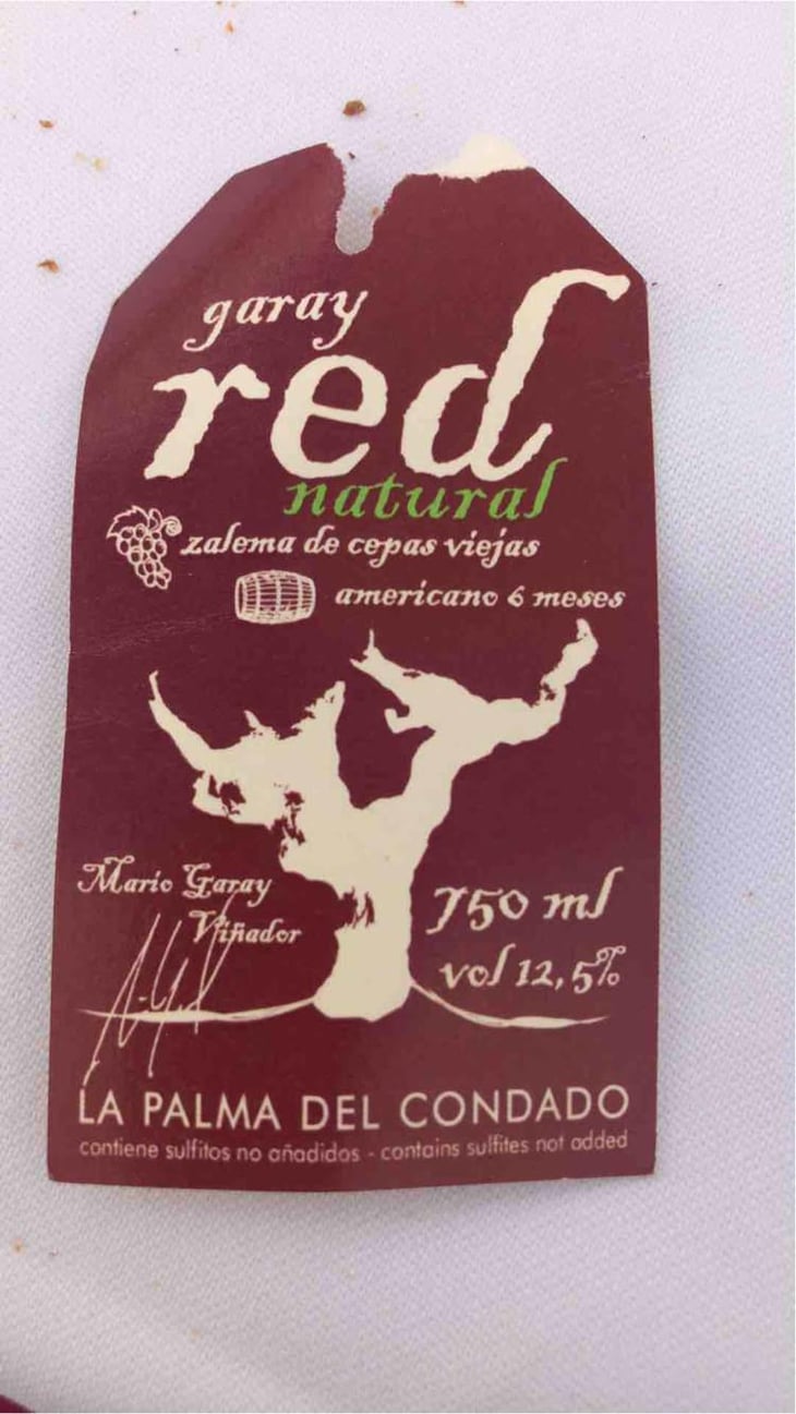 Luz - Bodegas Garay - Mario Garay & Ana González 