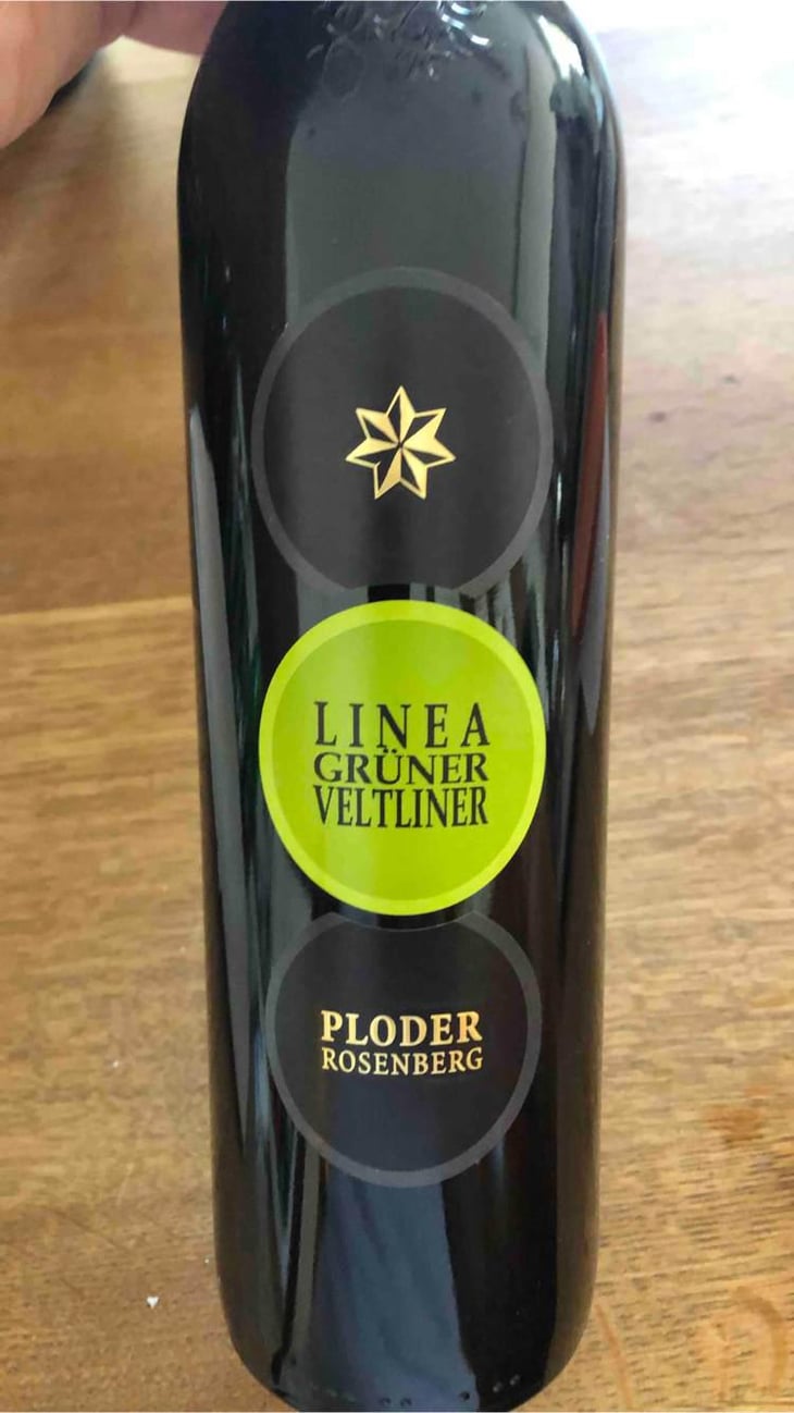 Linea Grüner Veltliner - Weingut Ploder Rosenberg - Manuel Ploder & Selina Weratschnig 