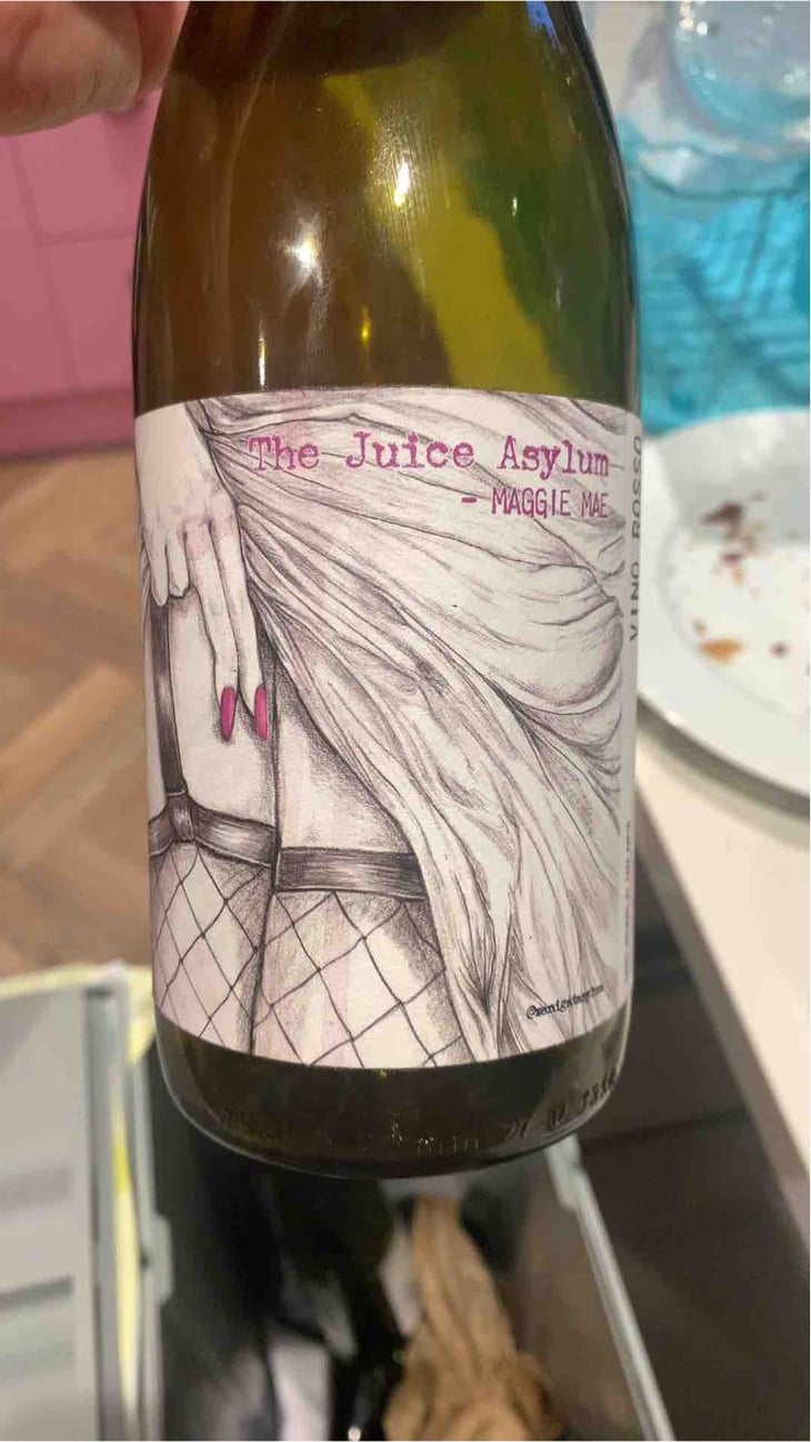 Maggie Mae - The Juice Asylum - Alessio Guidi 