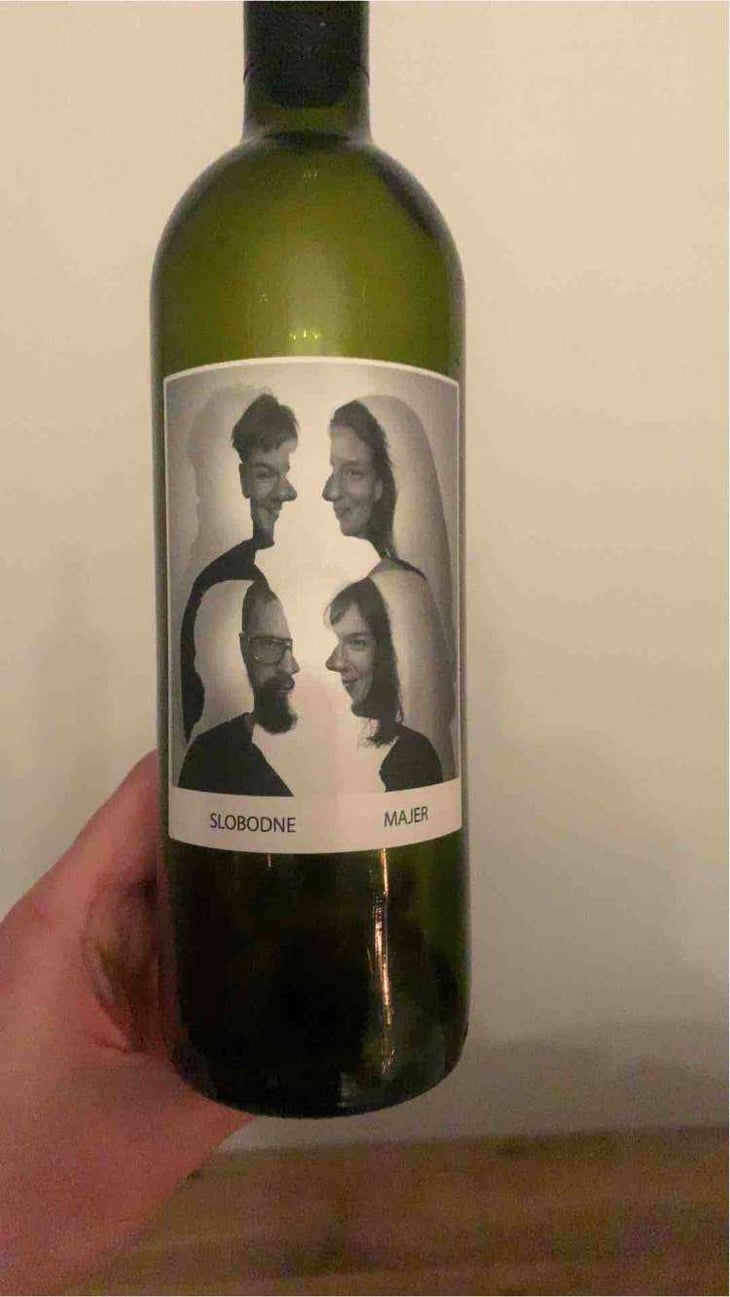 Majer - Slobodné Vinárstvo - Majer Zemianske Sady - Michal Kuropka, Agnes Lovecká, Katarína Kuropková 