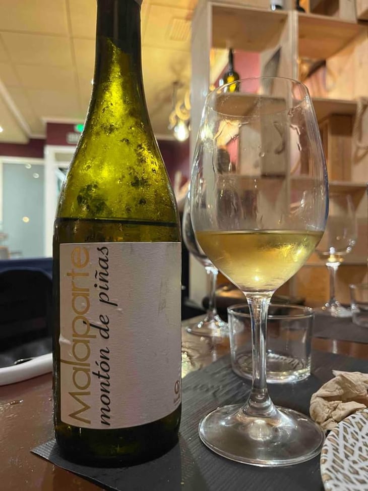 Malaparte "Monton de Piñas" - Vinos Malaparte - Elisa De Frutos & Ruben Salamanca 